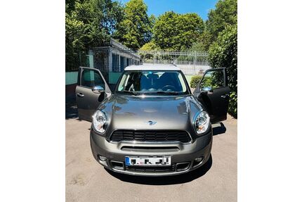 Subaru Cooper SD Paceman 