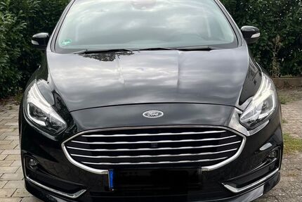 Ford S-Max Gebrauchtwagen