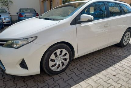 Toyota Auris Gebrauchtwagen