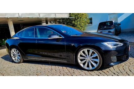 Tesla Model S Gebrauchtwagen