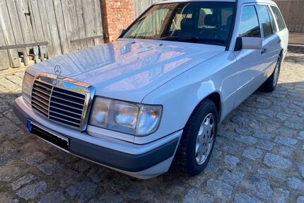 Mercedes-Benz 220 Gebrauchtwagen