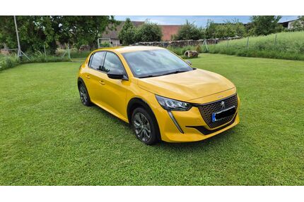 Peugeot e-208 Gebrauchtwagen