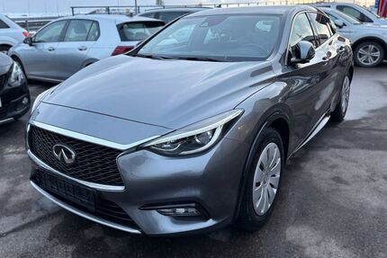 INFINITI Q30 Gebrauchtwagen