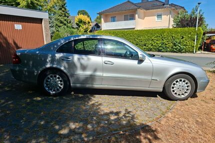 Mercedes-Benz E 260 Gebrauchtwagen