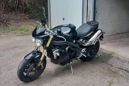 Triumph Speed Triple 1050 Gebrauchtwagen