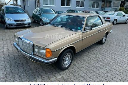 Mercedes-Benz 230 Gebrauchtwagen
