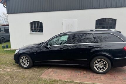 Mercedes-Benz E 220 Gebrauchtwagen