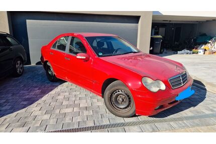 Mercedes-Benz C 180 Gebrauchtwagen