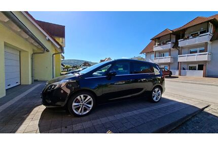 Opel Zafira Tourer Gebrauchtwagen