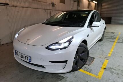 Tesla Model 3 Gebrauchtwagen