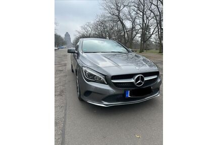 Mercedes-Benz CLA 180 Shooting Brake Gebrauchtwagen