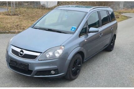 Opel Zafira Gebrauchtwagen