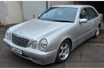 Mercedes-Benz E 240 Gebrauchtwagen