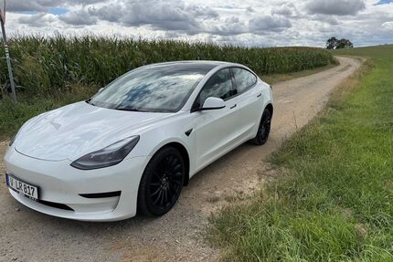 Tesla Model 3 Gebrauchtwagen