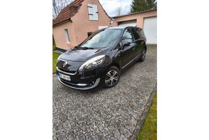 Renault Grand Scenic Gebrauchtwagen