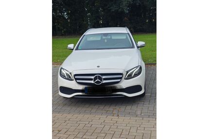 Mercedes-Benz 220 Gebrauchtwagen