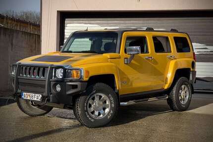 Hummer H3 