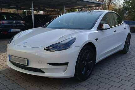 Tesla Model 3 Gebrauchtwagen