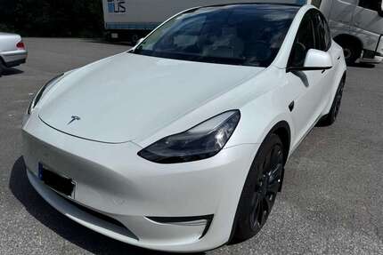 Tesla Model Y Gebrauchtwagen