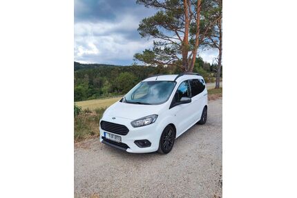 Ford Tourneo Courier Gebrauchtwagen