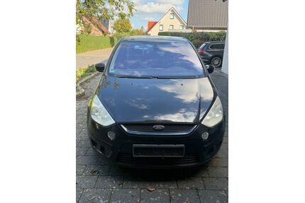 Ford S-Max Gebrauchtwagen