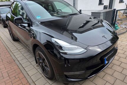 Tesla Model Y Gebrauchtwagen