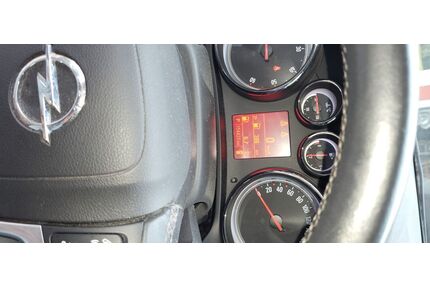 Opel Zafira Tourer Gebrauchtwagen