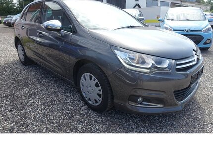 Citroen C4 Lim. Selection Automatik PDC Kamera Navi Gebrauchtwagen