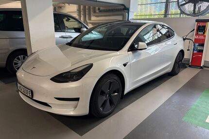 Tesla Model 3 Gebrauchtwagen