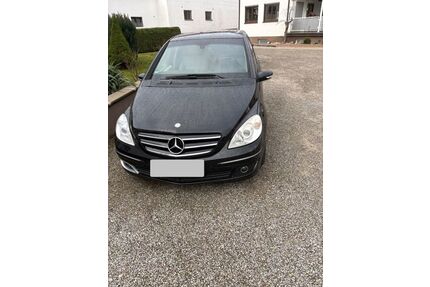 Mercedes-Benz B 200 Gebrauchtwagen
