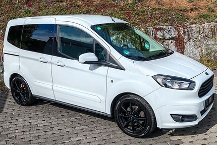 Ford Tourneo Courier Gebrauchtwagen