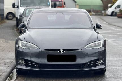 Tesla Model S Gebrauchtwagen