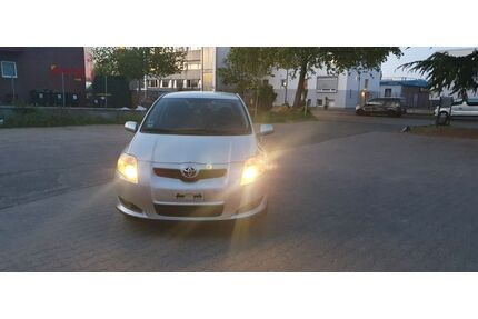 Toyota Auris Gebrauchtwagen