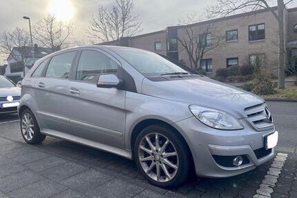 Mercedes-Benz B 180 Gebrauchtwagen