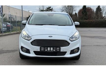 Ford S-Max Gebrauchtwagen