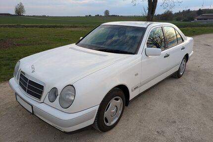 Mercedes-Benz E 200 Gebrauchtwagen