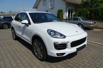 Porsche Cayenne S 4,2l Diesel Pano, Navi, 21 Zoll, Standhe Gebrauchtwagen
