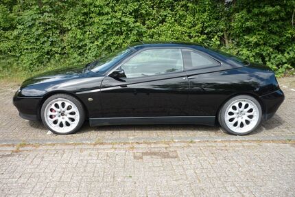 Bentley GTV 