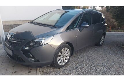 Opel Zafira Tourer Gebrauchtwagen