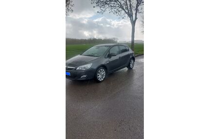 Opel Astra Gebrauchtwagen