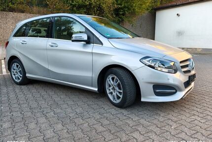 Mercedes-Benz B 180 Gebrauchtwagen