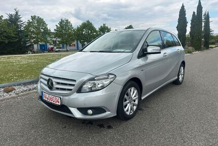 Mercedes-Benz B 180 Gebrauchtwagen