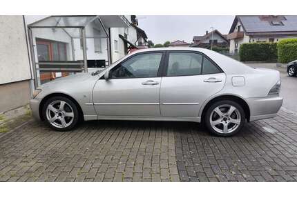 Lexus IS 200 Gebrauchtwagen