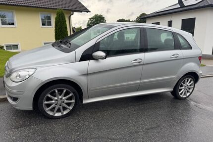 Mercedes-Benz B 200 Gebrauchtwagen