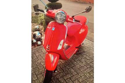 Vespa Primavera RED 50 Gebrauchtwagen
