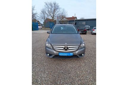 Mercedes-Benz B 180 Gebrauchtwagen