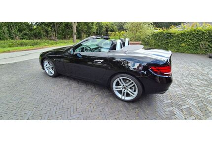 Mercedes-Benz SLC 180 Gebrauchtwagen