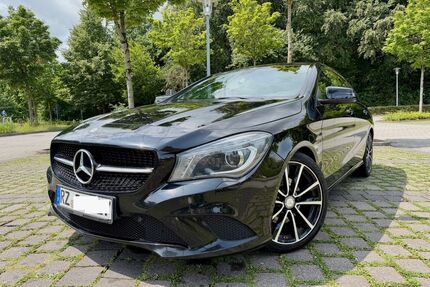 Mercedes-Benz CLA 180 Shooting Brake Gebrauchtwagen