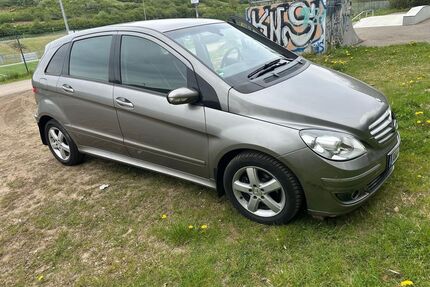 Mercedes-Benz B 200 Gebrauchtwagen