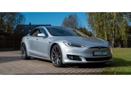 Tesla Model S Gebrauchtwagen
